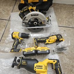 SUPER SPECIAL DEWALT COMBO 5  20V XR MAX TOOLS,  