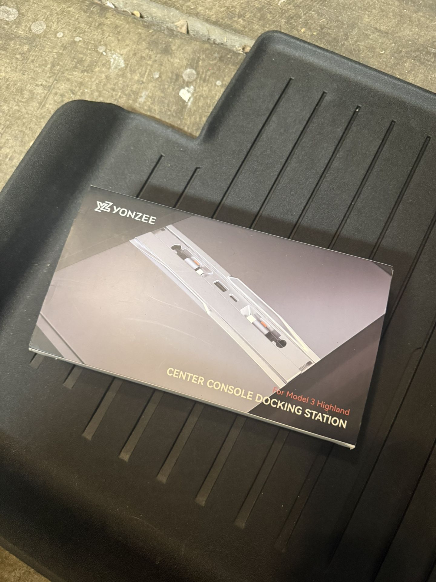 Tesla Model 3 Refresh Center Console Charging Dock
