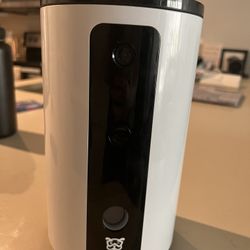 Wopet Dog Camera And Treat Dispenser