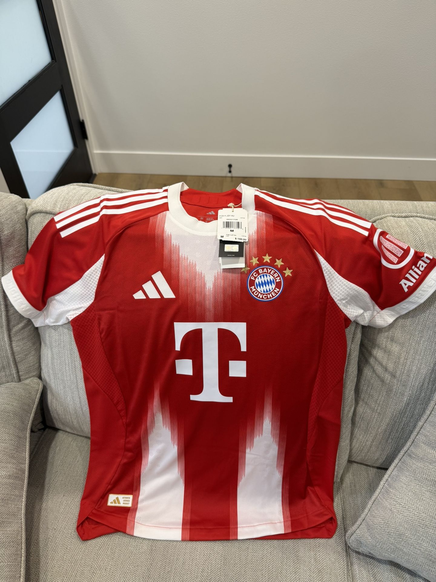 FC Bayern Munchen Authentic Jersey Size Medium