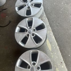 Kia Rims Size 16s