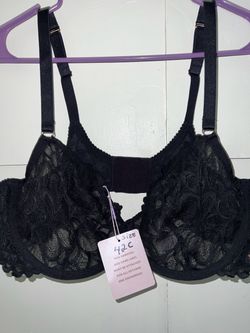 BRA SAVAGE VENTY. SIZE 44D