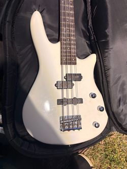 Bass quitar