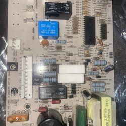 OEM CARRIER LH33WP002A IGNITION CONTROL BOARD