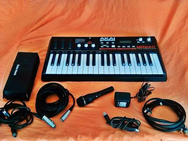 Akai MINIAK Virtual Analog Synthesizer, Vocoder, Sequencer, Drum Machine and lots more, Excellent...