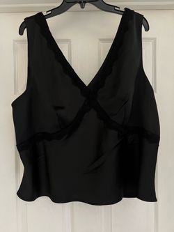 Women’s Silky Black Tank Size XXL