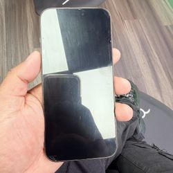  $850 iphone 16 pro max 256GB  baterry 95% unlock