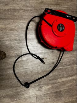 Reel works 65 feet