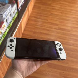 Nintendo Switch Oled WHITE used 