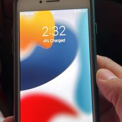 iPhone 7 UNLOCKED