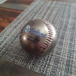 Gold Padres founders Club Baseball