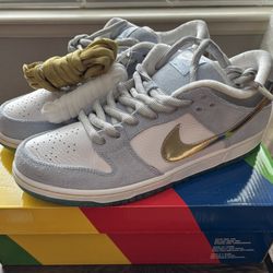 Sean Cliver Holiday Special Box Nike SB Dunk Low Pro QS
