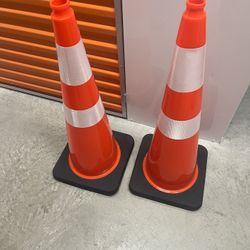 Traffic Cones 36"
