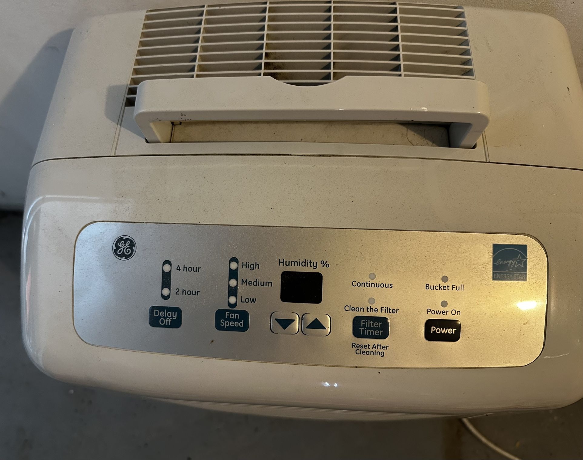 GR Dehumidifier