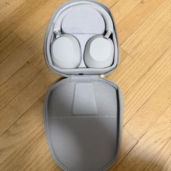 Sony WH1000XM5