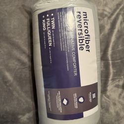 Microfiber Down Alternative Comforter 