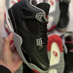 Jordan 4 Bred