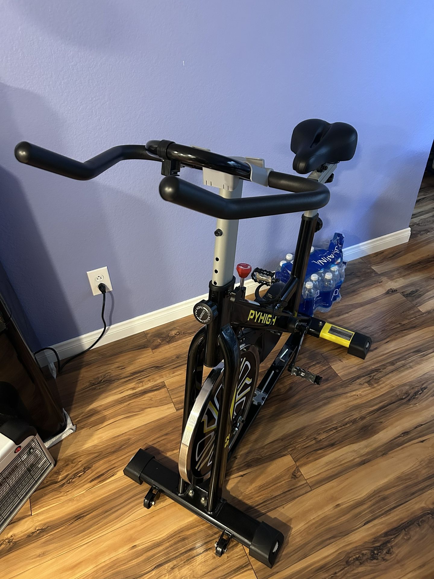Indoor Cycling Exercise-Bike