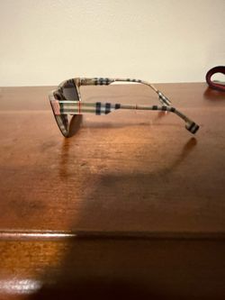 Men’s Burberry BE4293 sunglasses barley used