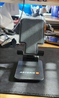 New and never used Cell phone and tablet Holder