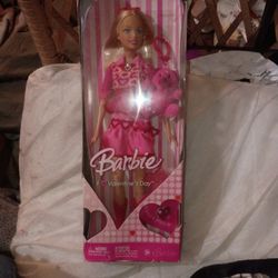 Valentine Barbie