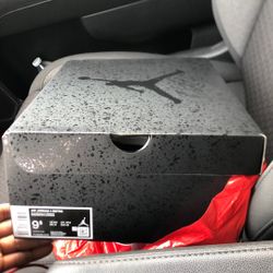 Black Cat” Jordan Retro 4