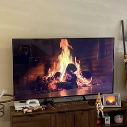 Walker Edison Modern TV Stand - Dark Walnut (Perfect Condition)