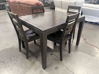 Dining set
