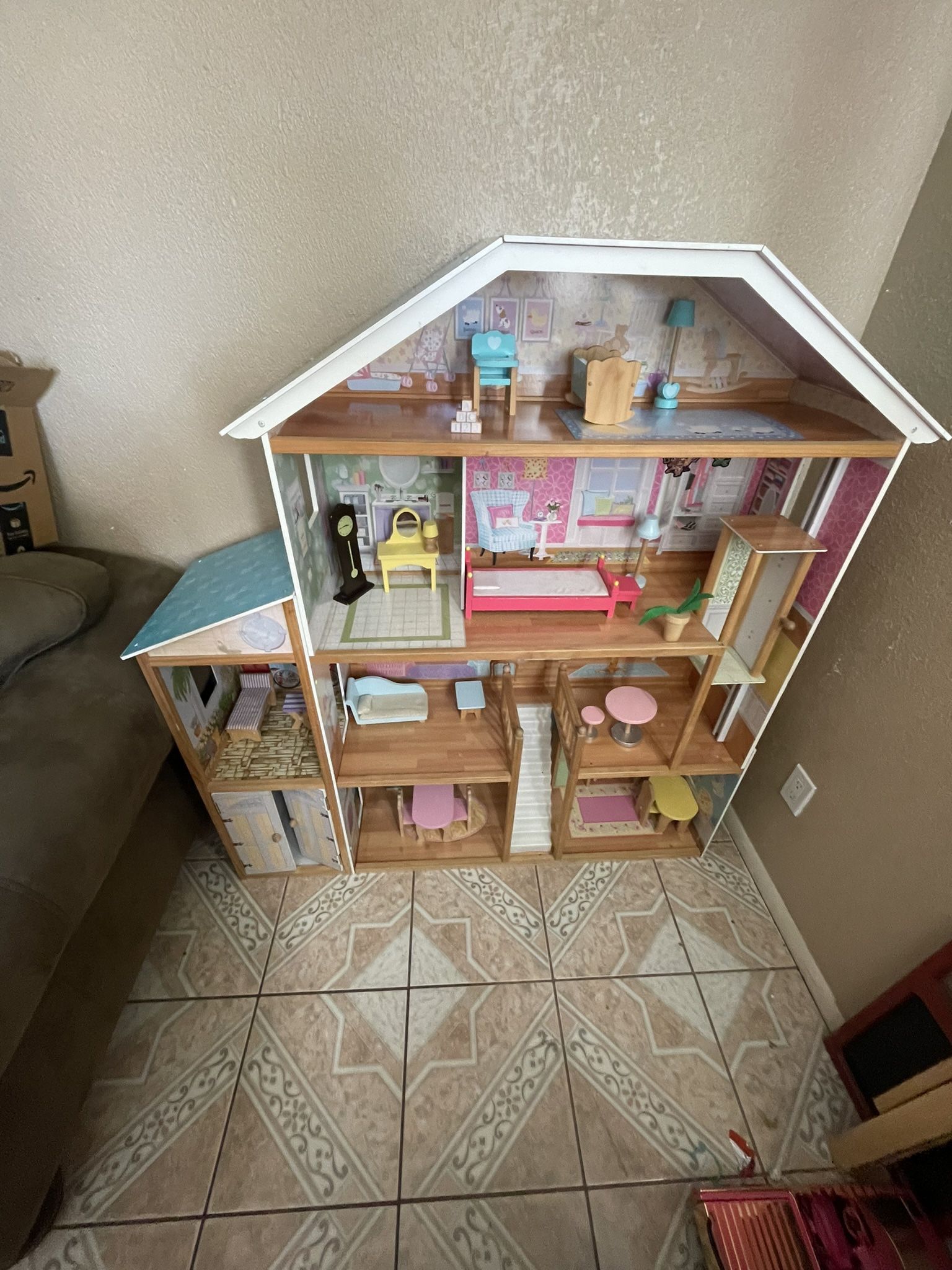 Playhouse 