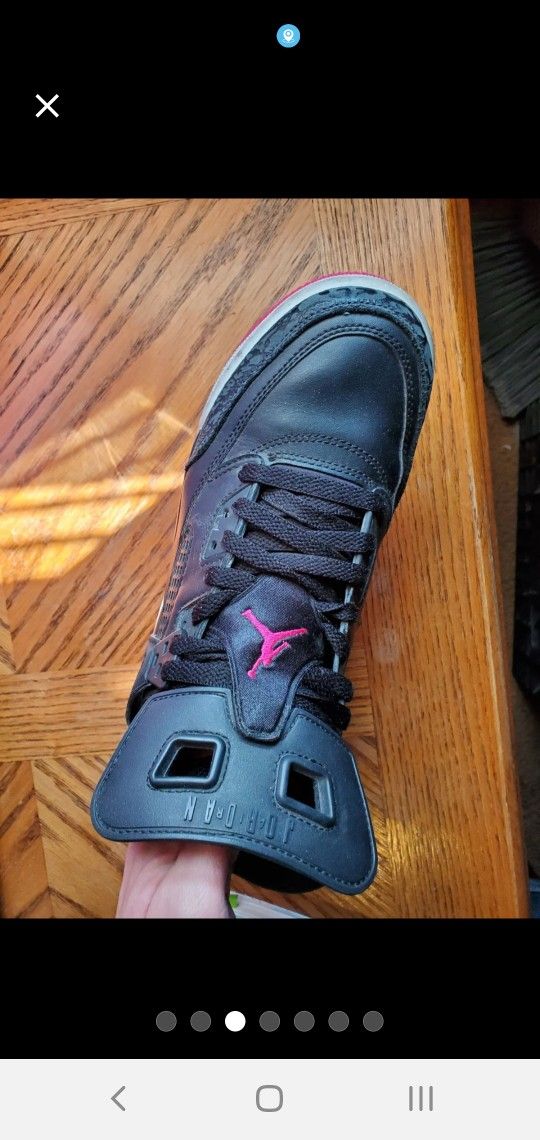 Woman Jordans Shoes Size 7y