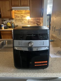 Pampered Chef Deluxe Air Fryer