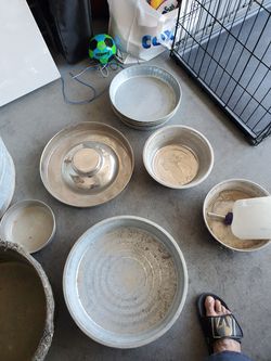 Miscellaneous Dog breeding supplies