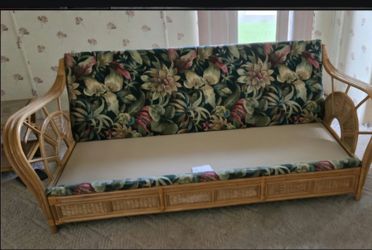 Vintage 1970's to 1980's rattan 5 piece set.