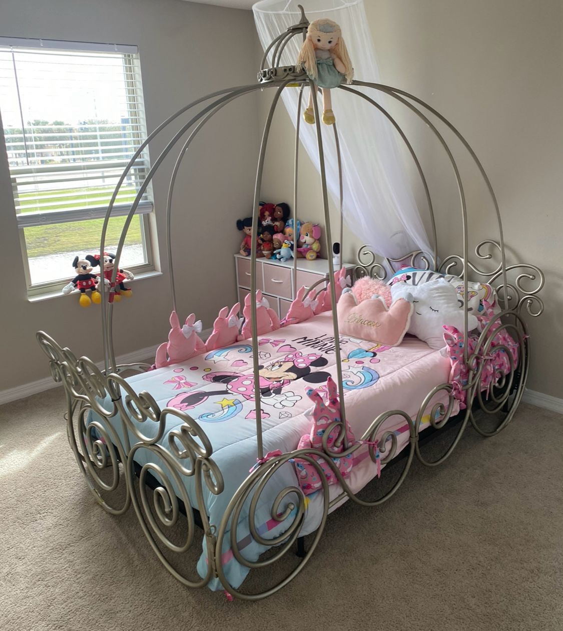 Cinderellas Bed frame 