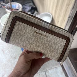 Real Michael Kors Wallet