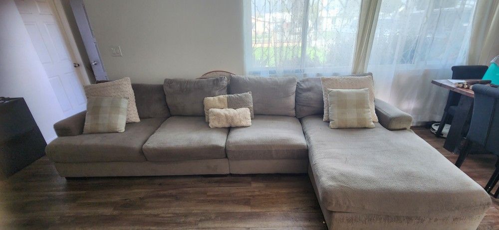 Grey Couch Ottoman Chaise 