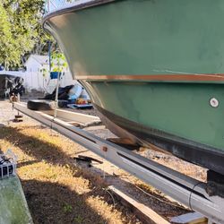 43 Ft Triple Axle Trailer 30 Ft Saber 6250