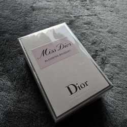 Miss Dior Blooming Bouquet Eau de Parfum- NEW AND UNUSED