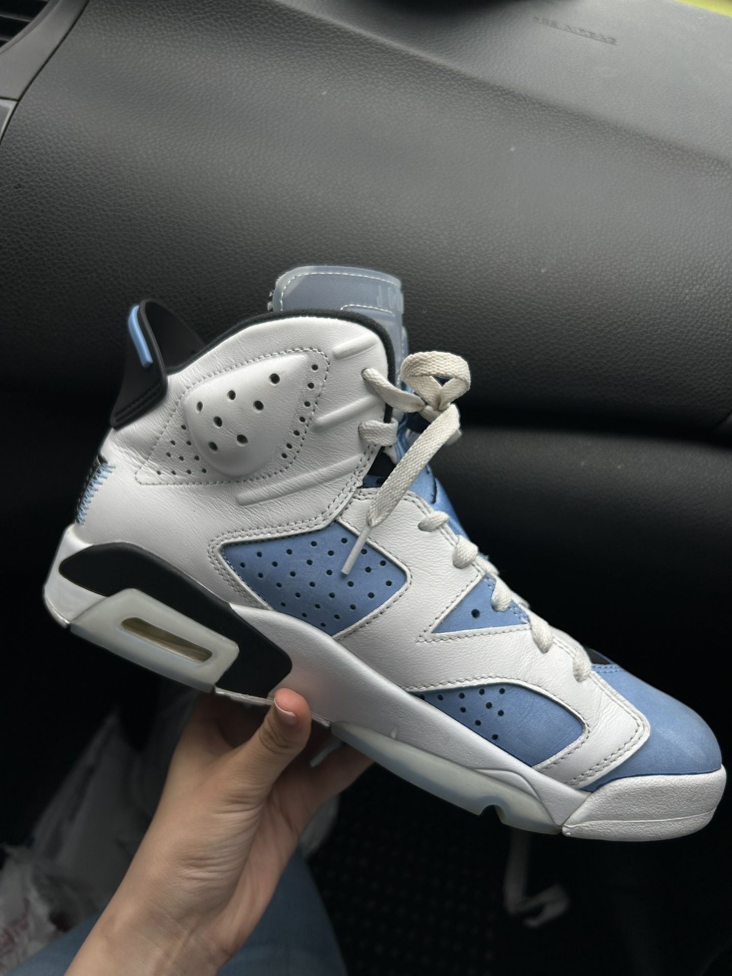 Jordan 6 Size 8.5 Men
