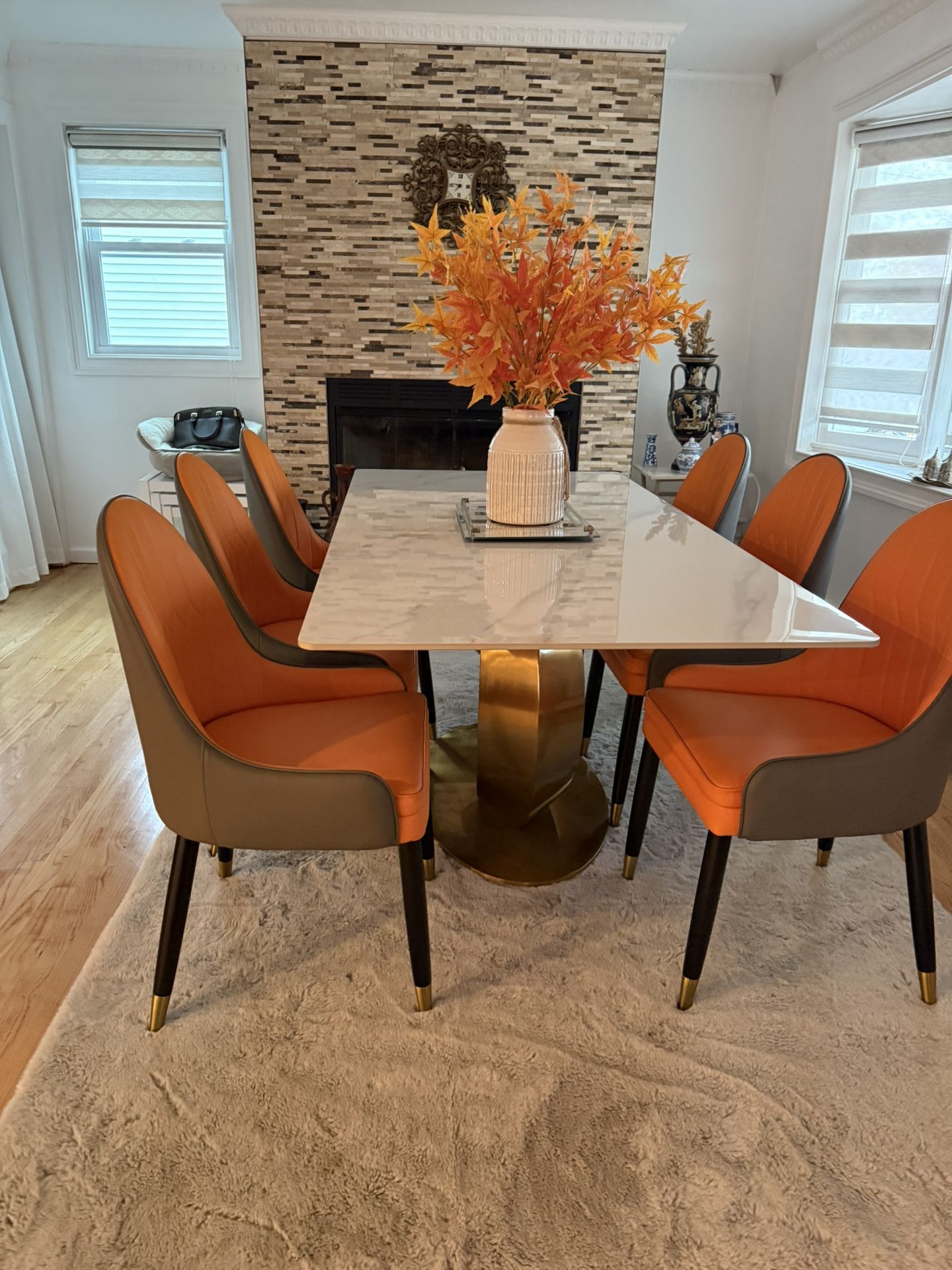 Dining Table, Great Condition