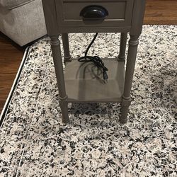 Nightstand/end table