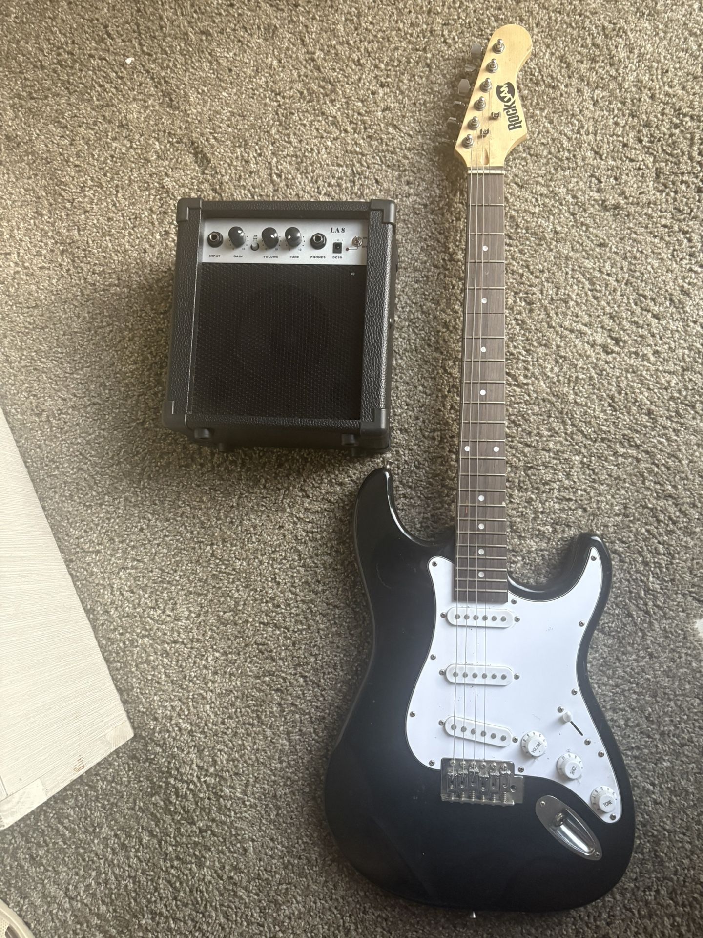 Electric Guitar With Amp