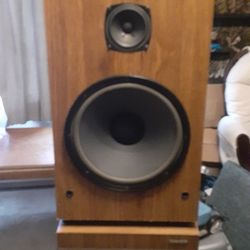 SHARP 100 WATTS 3 WAY FLOOR SPEAKERS 12' WOOFERS READ BELOW