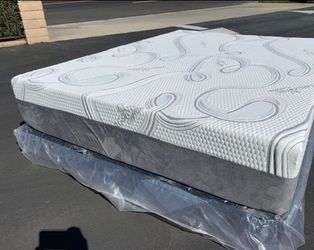Queen Memory Foam