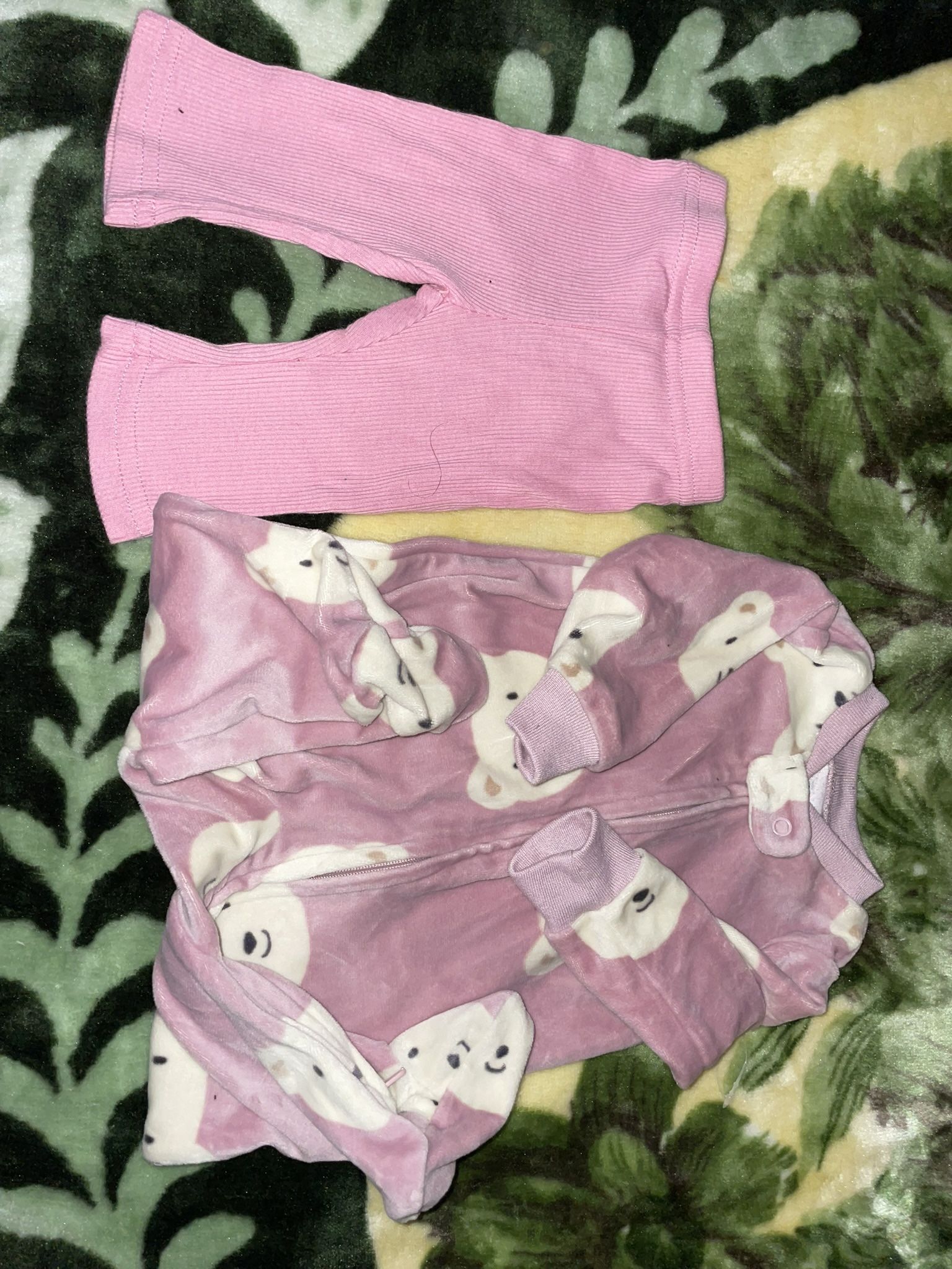 baby clothes