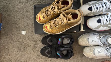 Men’s 8 sneakers