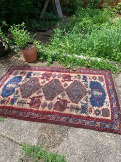 Hand-made Rug in Long Island great neck