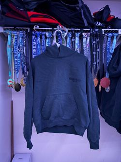 Essentials hoodie MUST BE GONE TODAY!!!￼