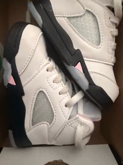 Baby shoes