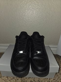 Black Nike Air Force 1 '07 - Men's Size 9